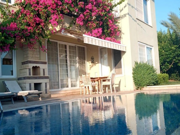 Alanya Goldcityde Günlük Kiralık Villa